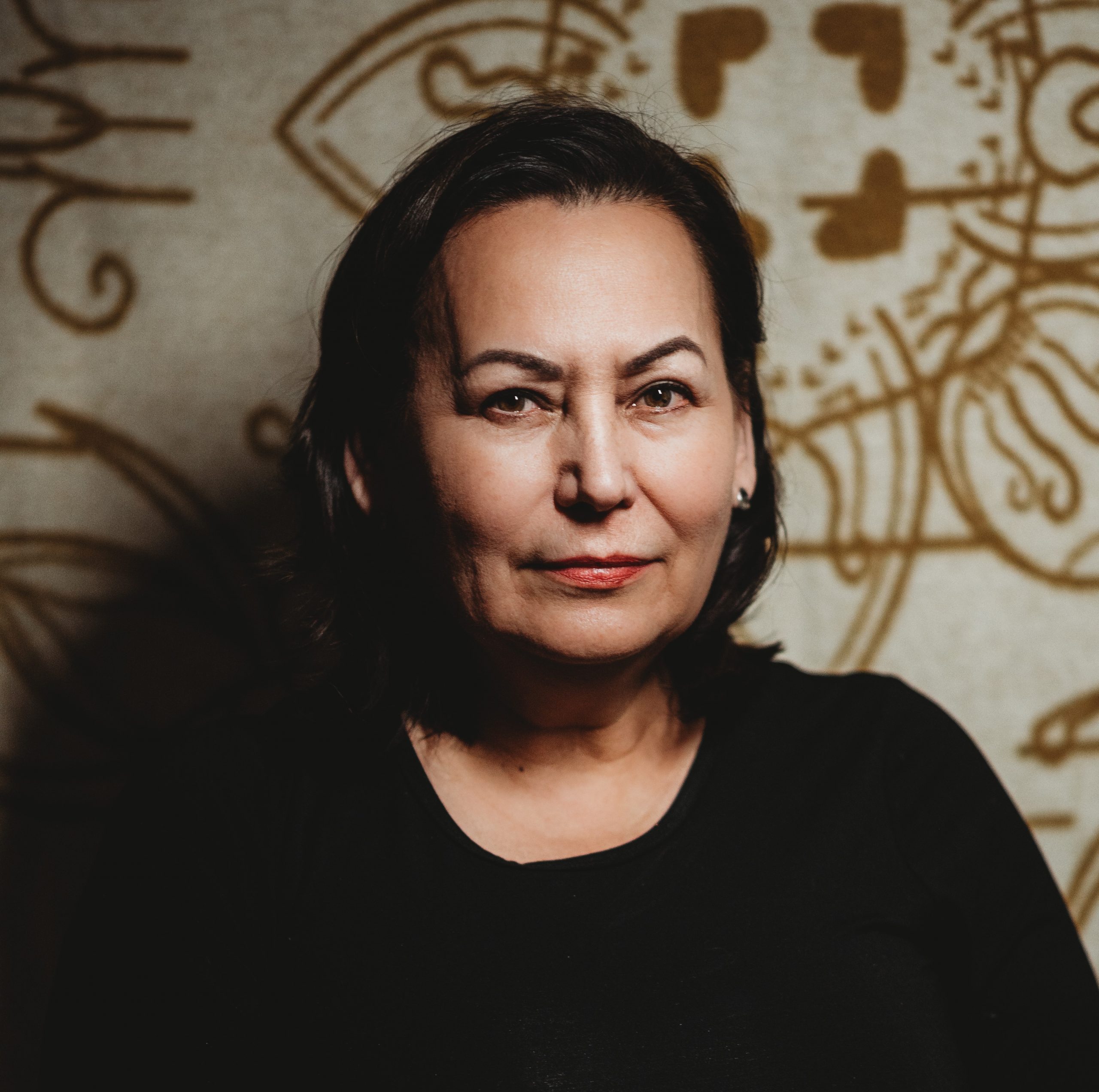 Headshot of Sandra Delaronde looking straight into camera